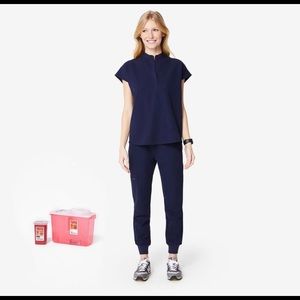 Figs Scrub Set - Rafaela loose top and jogger pants